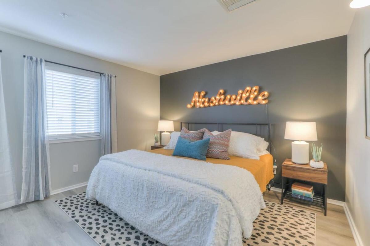 נאשוויל Walk To Broadway Riverfront Condo With Pool מראה חיצוני תמונה