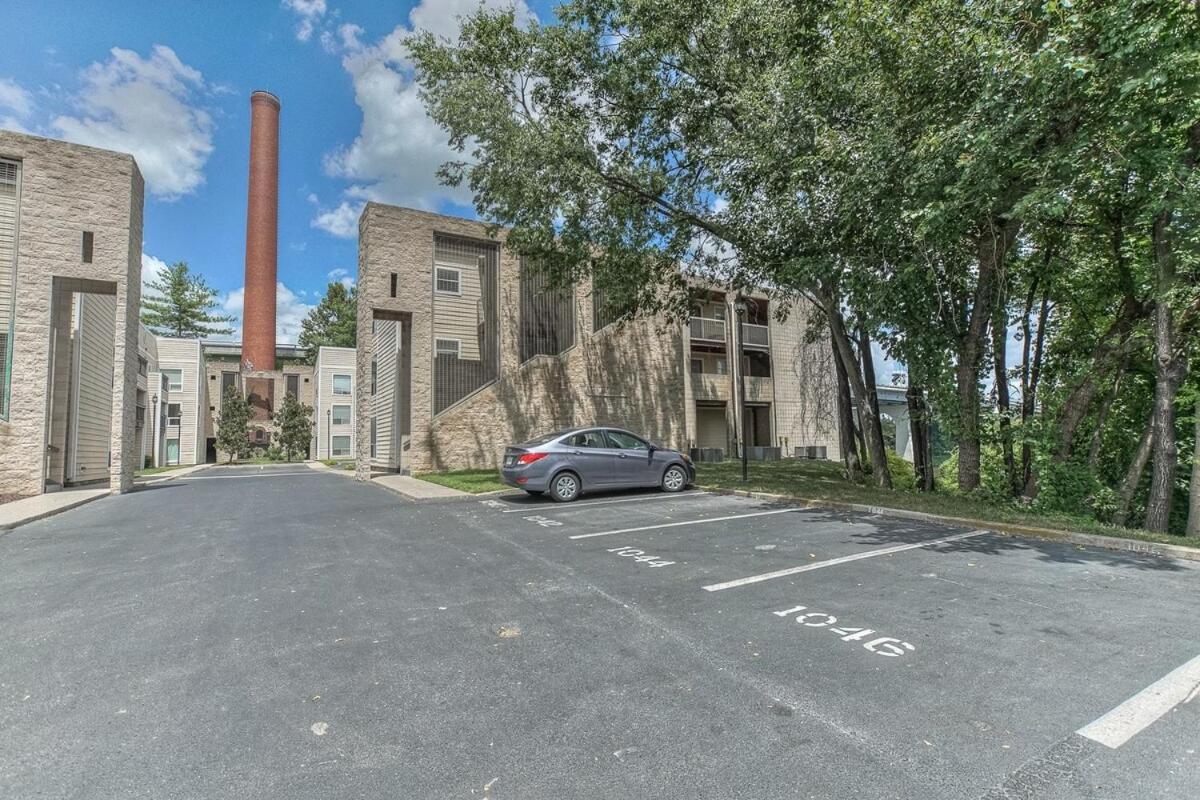 נאשוויל Walk To Broadway Riverfront Condo With Pool מראה חיצוני תמונה